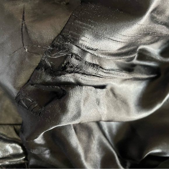 Vintage ADA Black Leather Jacket Size Medium - Picture 16 of 16